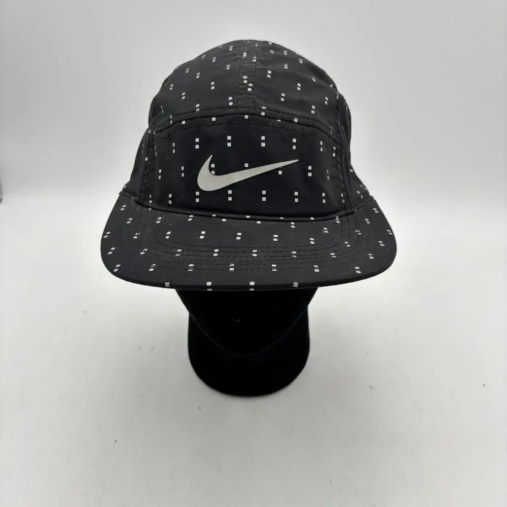 Nike aw84 panel